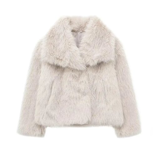 Chic Fur - Image 12